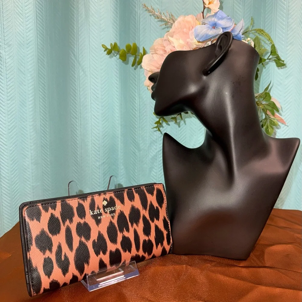 kate spade Leopard Print Zip Around Wallet in Black and Peach